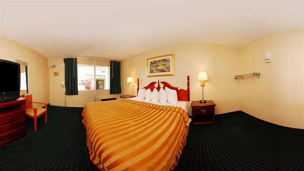 อีโคโน ลอดจ์ ฟิลาเดลเฟีย แอร์พอร์ต Motel Lester ภายนอก รูปภาพ